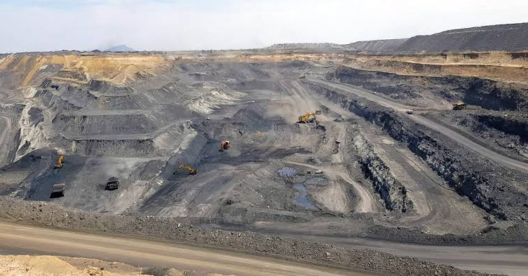 Coal loading & haulage